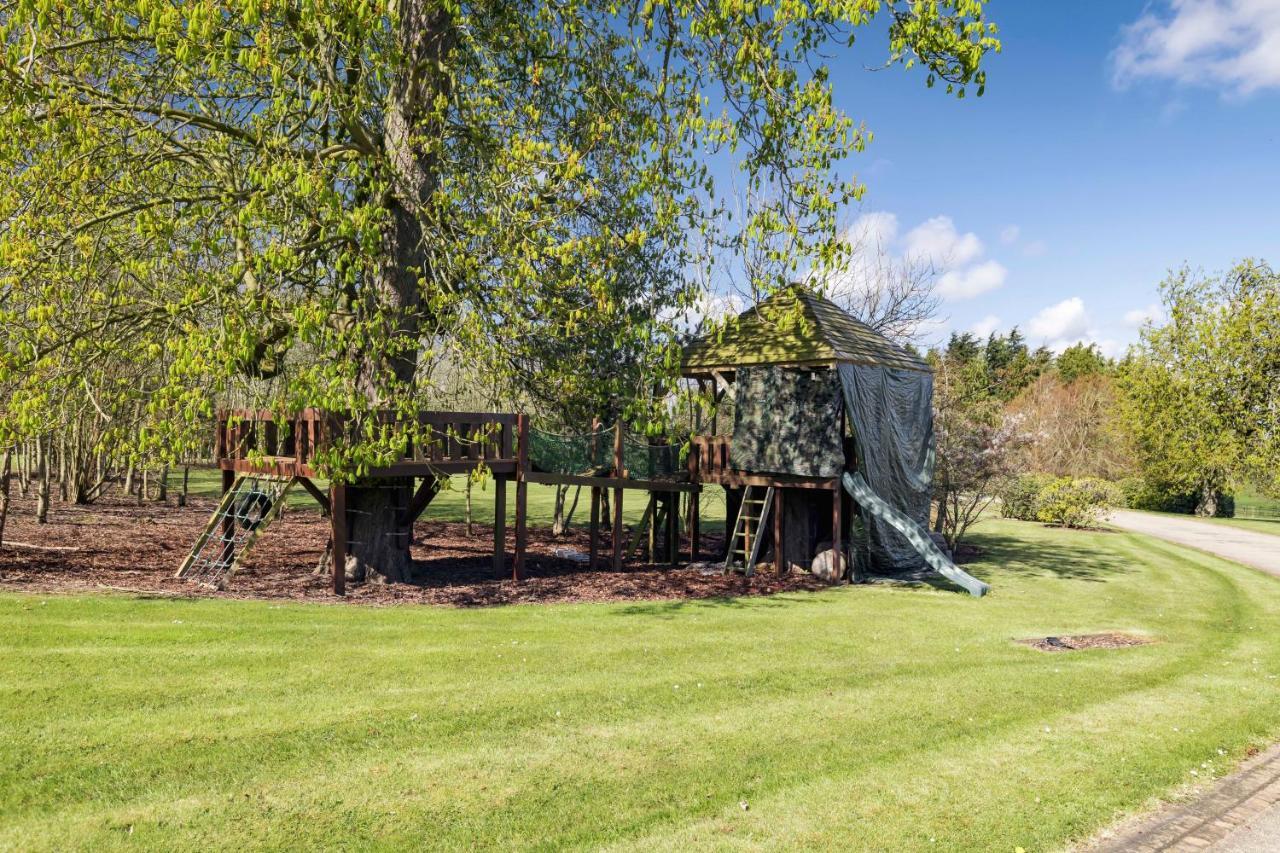 Castledillon Forest Lodge Armagh Exterior photo