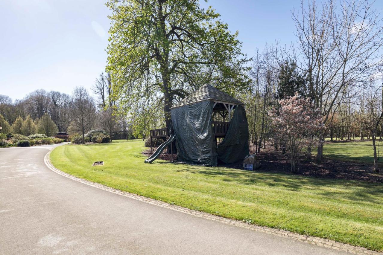 Castledillon Forest Lodge Armagh Exterior photo